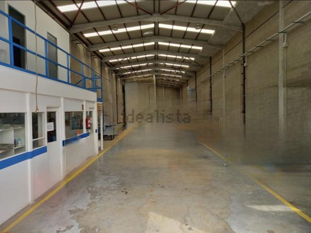 Nave en venta en Sant Esteve Sesrovires