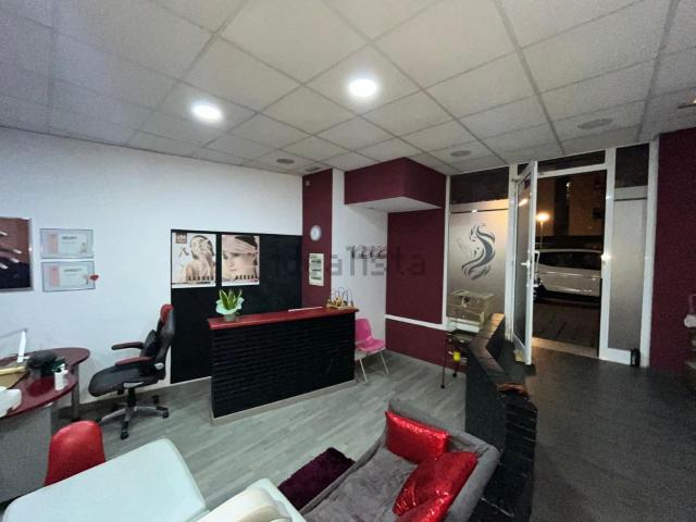 Local Comercial en alquiler en Centre, Baix Llobregat