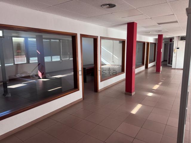 Local Comercial en alquiler en les Planes, Baix Llobregat