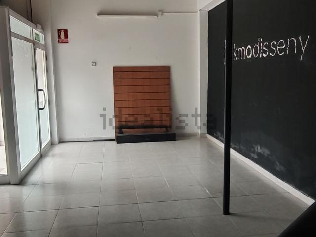 Local Comercial en venta en les Parellades, Sant Pere De Ribes