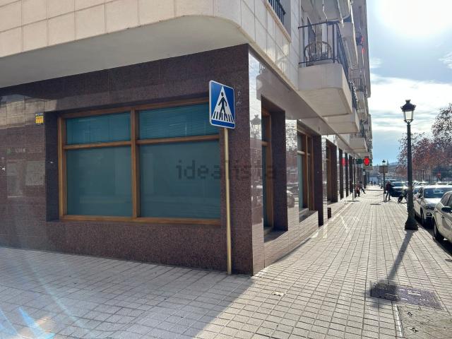 Local Comercial en alquiler en Sant Quirze Del Vallès, Barcelona