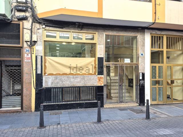Local Comercial en venta en Santa Catalina-Canteras, Gran Canaria