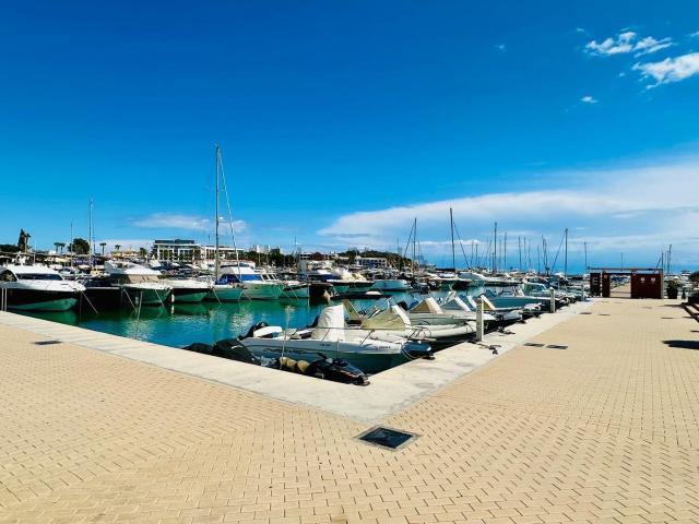 Local Comercial en alquiler en Santa Eulalia Del Río, Cas Capita