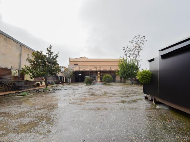 Nave en venta en Comarca de la Vega de Granada, Andalucía
