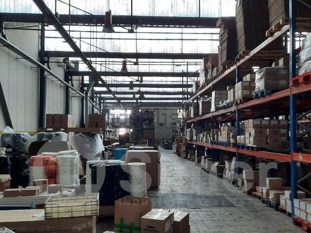 Nave en venta en Santa Perpètua De Mogoda, Barcelona