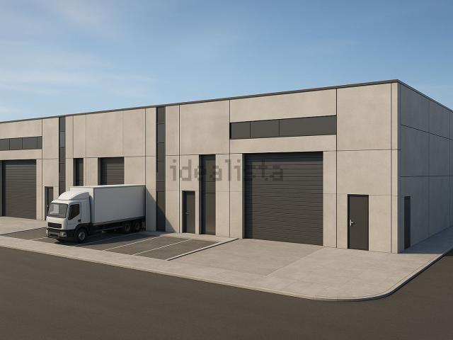 Nave en alquiler en Sarrià De Ter, Girona