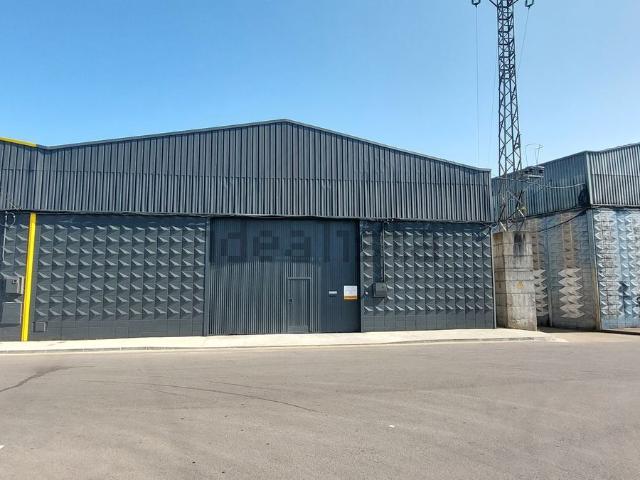 Nave en venta en Sarrià De Ter