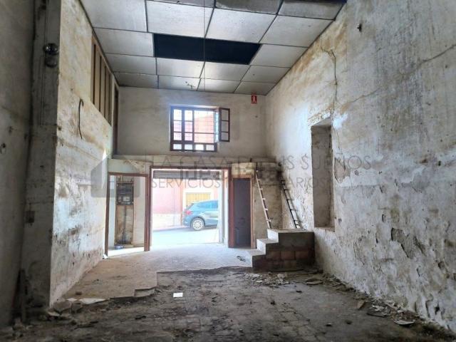 Local Comercial en venta en María Moliner, l'Alt Vinalopó / El Alto Vinalopó