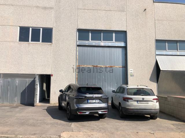 Nave en alquiler en Sils, Girona