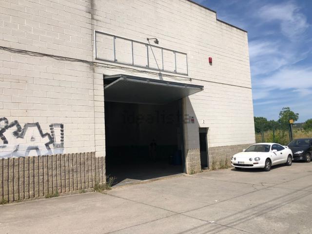 Nave en alquiler en Sils, Girona