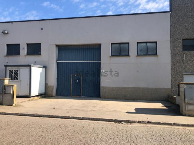 Nave en alquiler en Sils, Girona