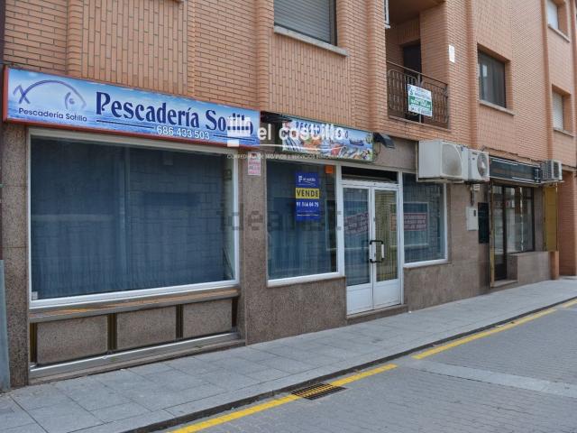 Local Comercial en venta en Sotillo De La Adrada