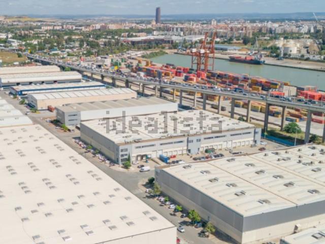 Nave en alquiler en Los Remedios, Sevilla