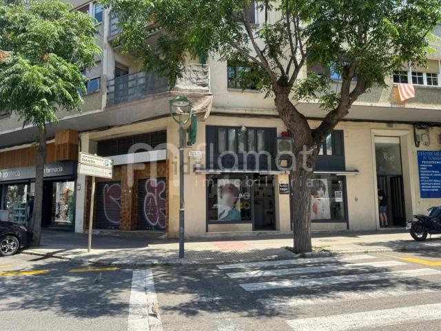Local Comercial en venta en els Quatre Garrofers, Tarragonès