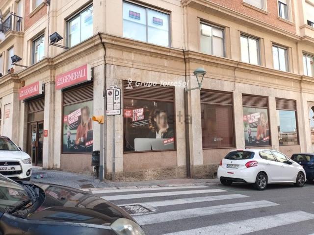 Local Comercial en alquiler en Eixample, Tarragonès