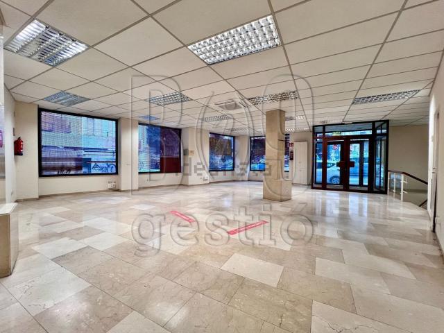 Local Comercial en alquiler en Eixample, Tarragonès