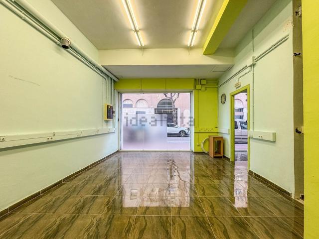 Local Comercial en alquiler en Zona Eixample, Tarragona
