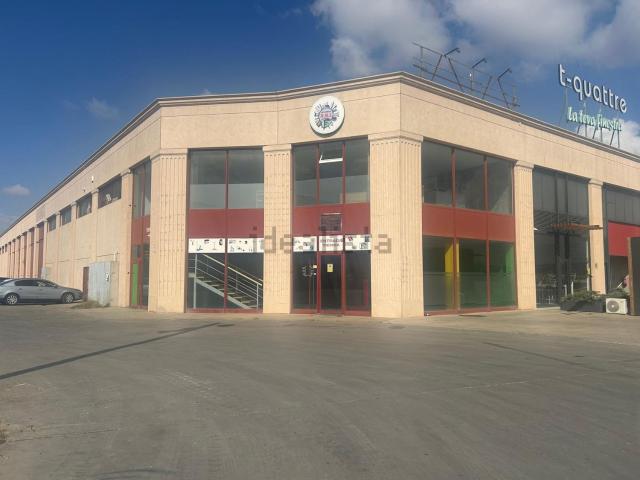 Local Comercial en alquiler en Tàrrega, Lleida