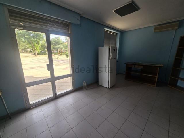 Local Comercial en venta en Toledo, Santa María de Benquerencia