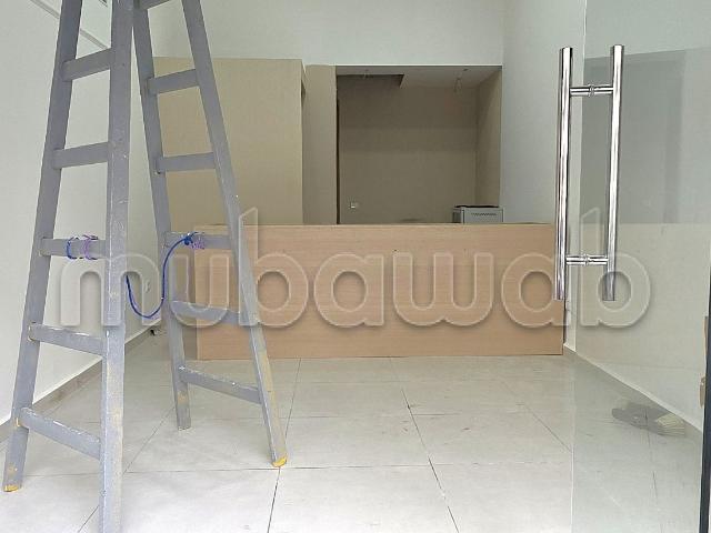 Local commercial location à Anfa, Gharb-Chrarda-Beni Hssen