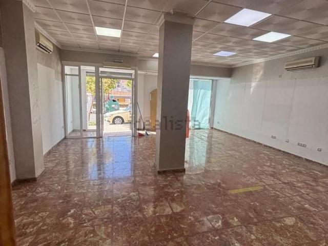 Local Comercial en venta en Vélez-málaga, La Viña