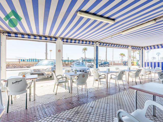 Local Comercial en venta en Vélez-málaga, Caleta 2000