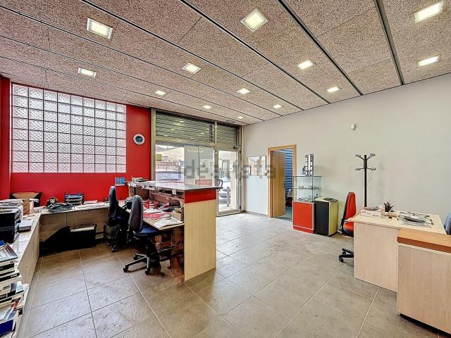 Local Comercial en venta en Torrelles De Llobregat