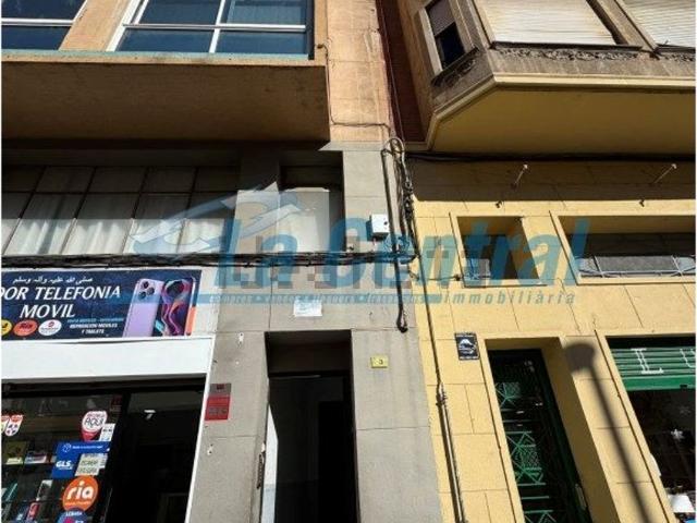 Local Comercial en venta en Ferreries, Baix Ebre