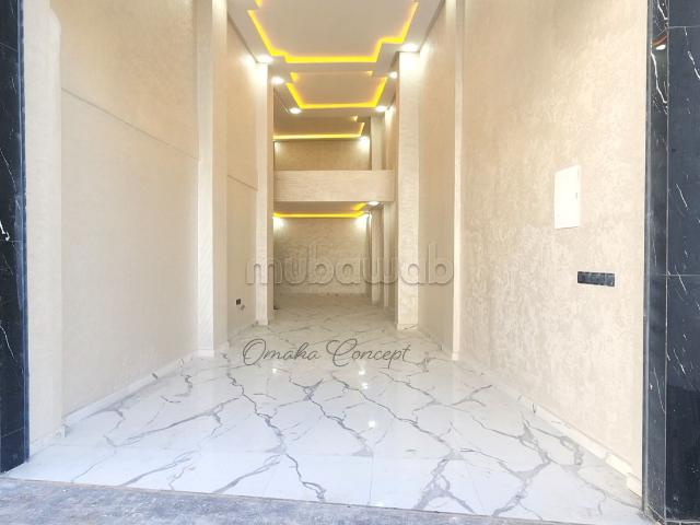 Local commercial vente à Anfa, Gharb-Chrarda-Beni Hssen