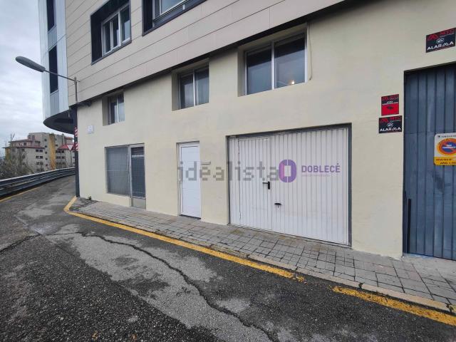 Local Comercial en alquiler en Lavadores, Vigo