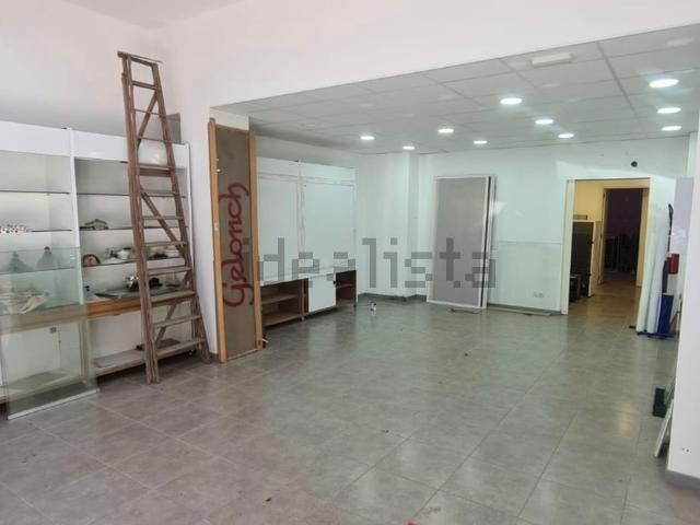 Local Comercial en alquiler en Tremp, Lleida