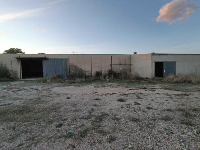 Nave en venta en Ulldecona