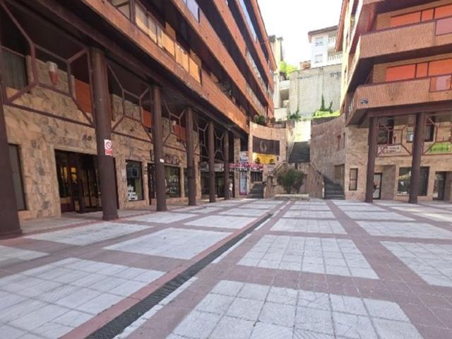 Local Comercial en venta en Urretxu, Guipúzcoa
