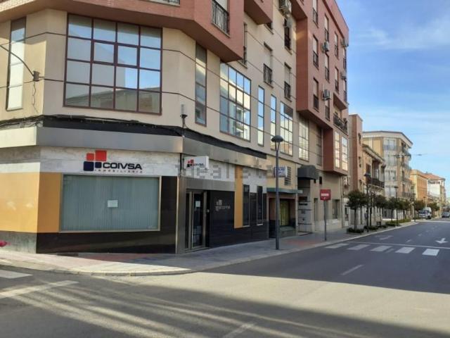 Local Comercial en venta en Valdepeñas, Castilla-La Mancha