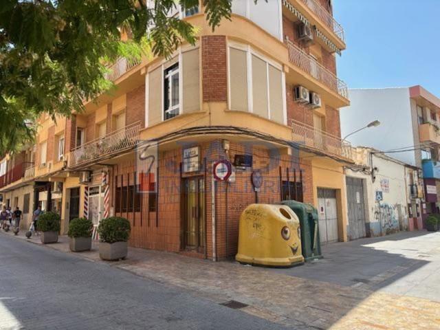 Local Comercial en venta en Valdepeñas, Castilla-La Mancha