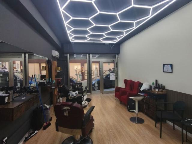 Local Comercial en alquiler en Vallirana, Barcelona