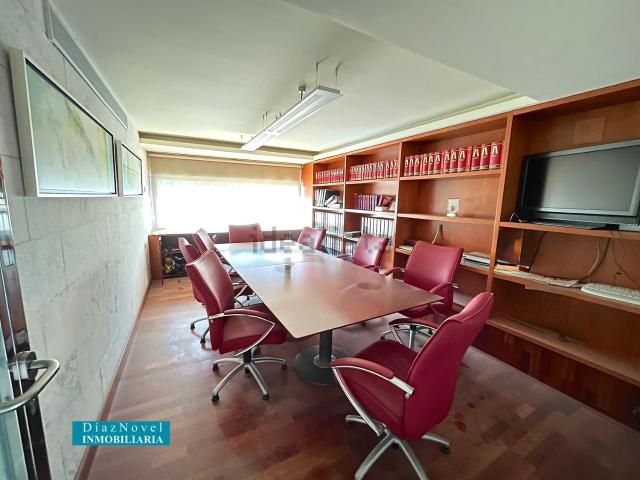 Local Comercial en alquiler en Vélez-málaga, Capuchinos