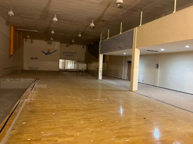 Nave en venta en Vic, Barcelona