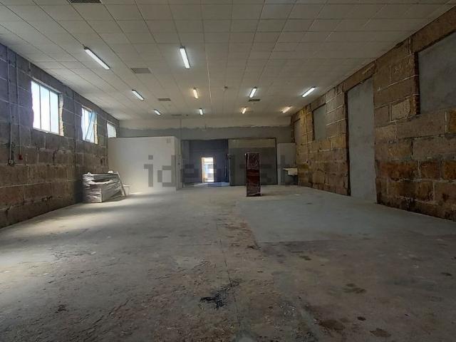 Nave en alquiler en Lavadores, Vigo