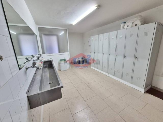 Nave en venta en Bembrive, Vigo