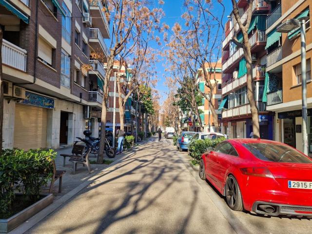 Local Comercial en venta en Viladecans, Baix Llobregat
