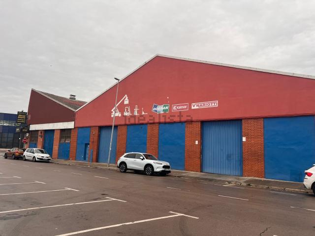 Nave en alquiler en Viladecans, Barcelona