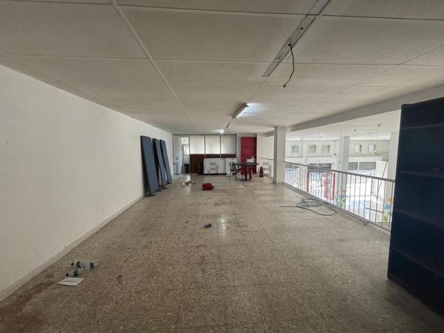 Local Comercial en venta en Viladecans, Baix Llobregat