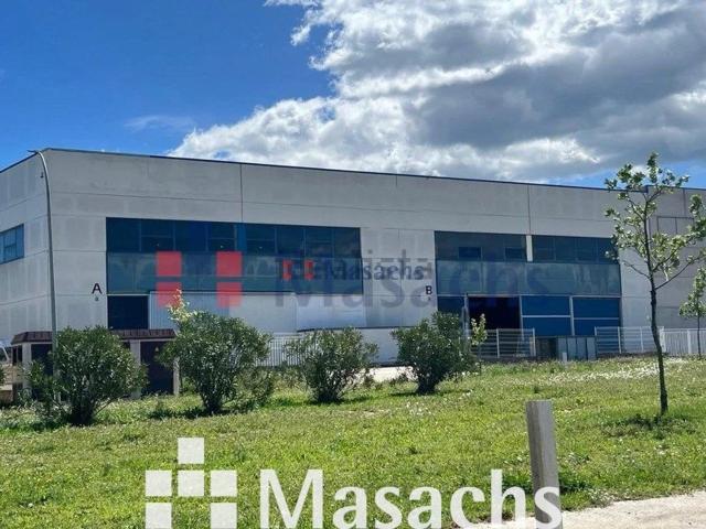 Nave en venta en Vilamalla, Girona