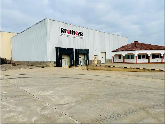 Nave en venta en Vilamalla, Girona