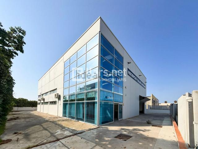 Nave en venta en la Geltrú, Garraf