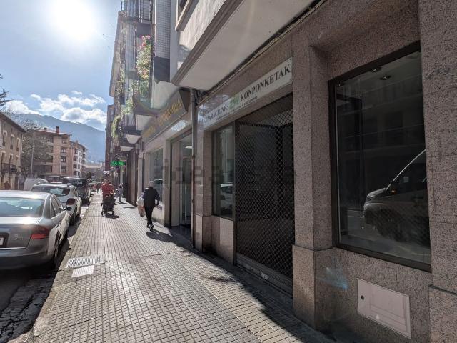 Local Comercial en venta en Villabona, Guipúzcoa