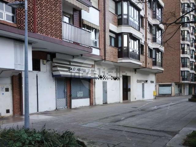 Local Comercial en venta en Villabona, Guipúzcoa