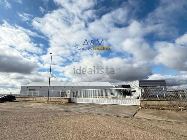 Nave en alquiler en Villabrázaro, Castilla y León