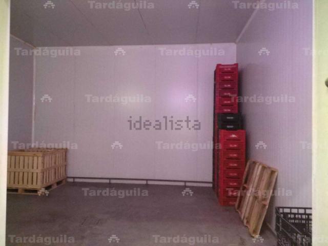 Nave en venta en Villares De La Reina